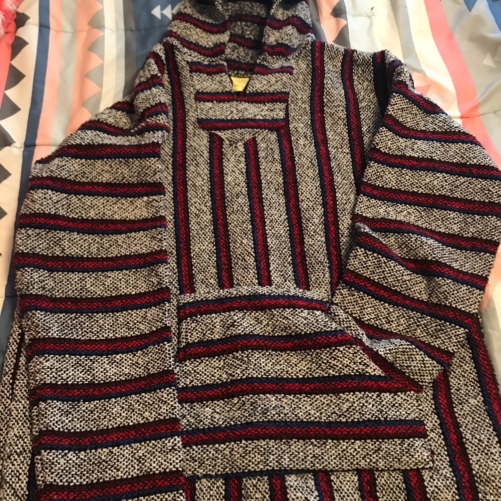 poncho jacket - Picture 2 of 2